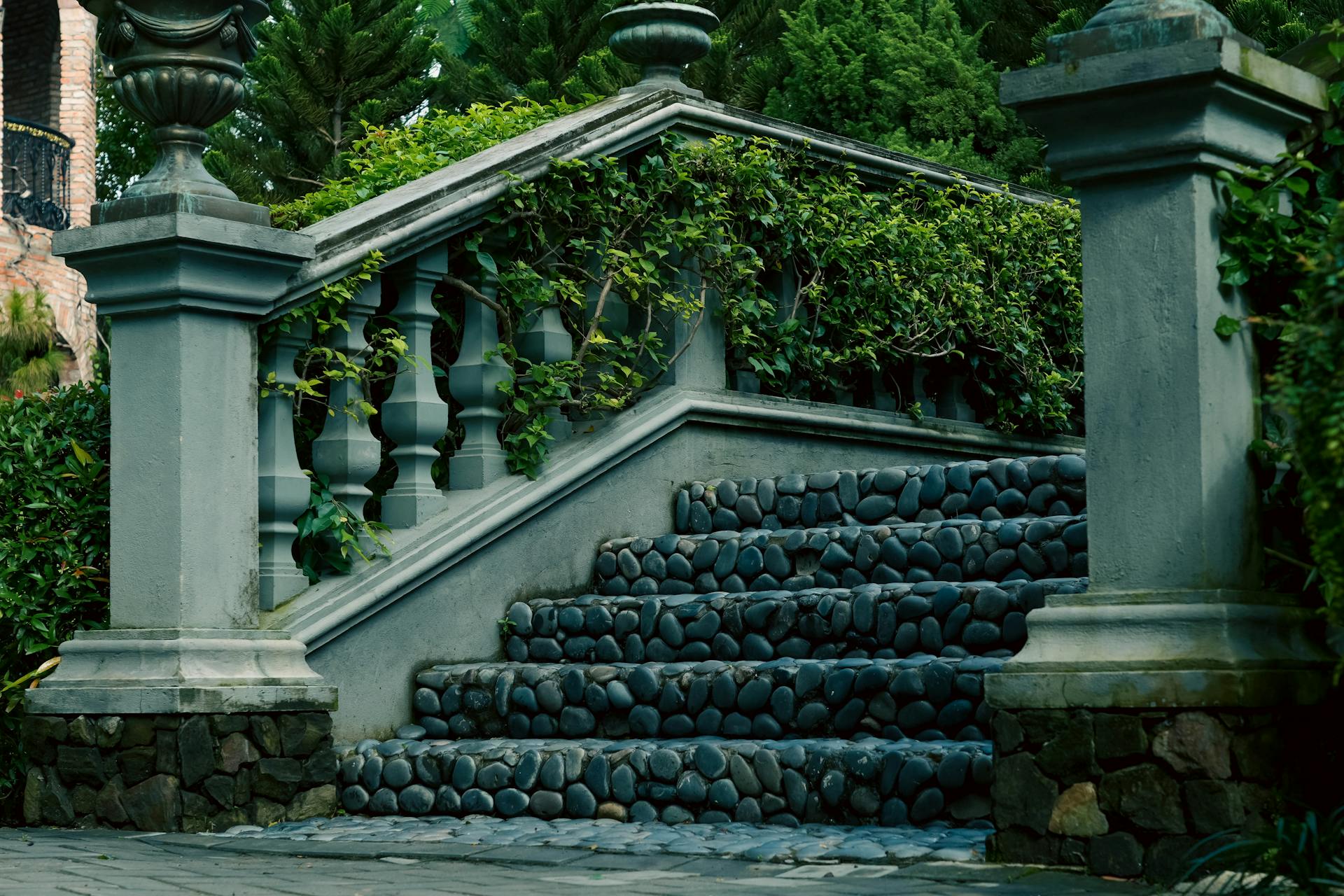 Rooftop garden design with native plants by Ghexghak